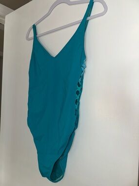 Bleu Rod Beattie Teal One-Piece Knot Swimsuit with Side Lattice Size 10